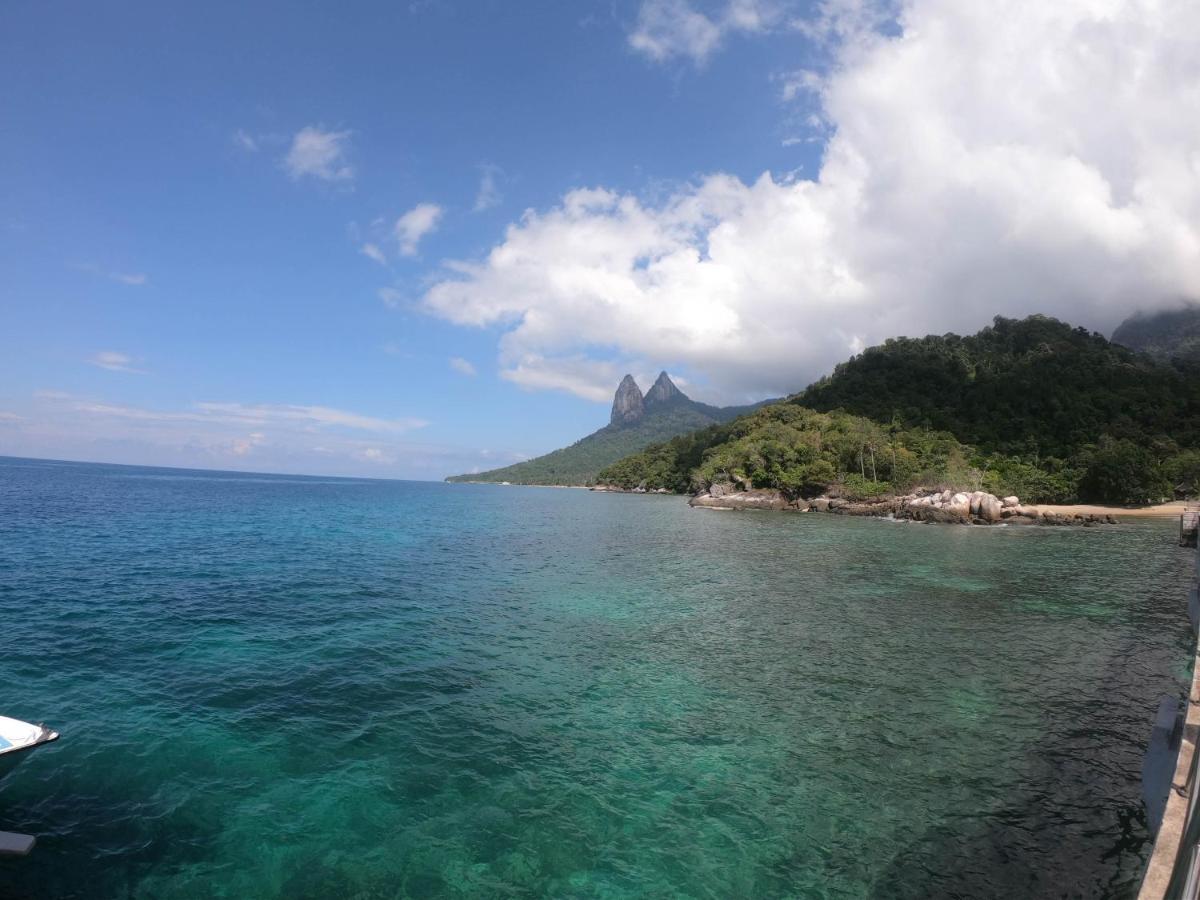 Bushman Tioman Hotel Kampong Juara Exterior photo